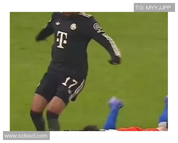 西甲激战：里昂绝杀拜仁引发争议判罚全场沸腾